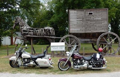 Largest Wooden Horse & Buggy Statue.jpg
